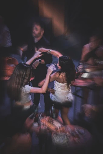 ÖKÜZ Club Kuşadası
