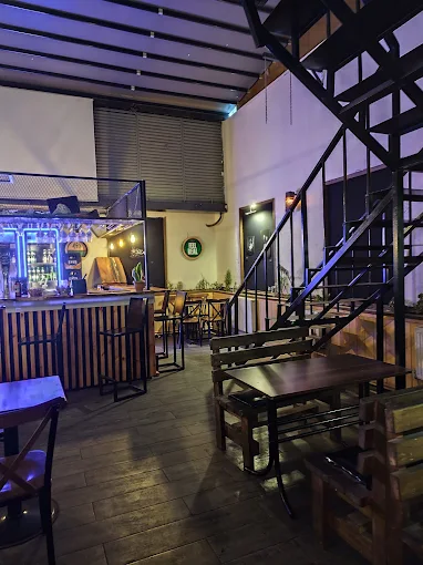 ORFE Rock Bar