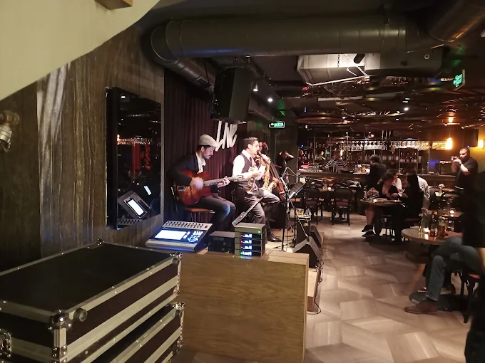 Pizza Express Nişantaşı