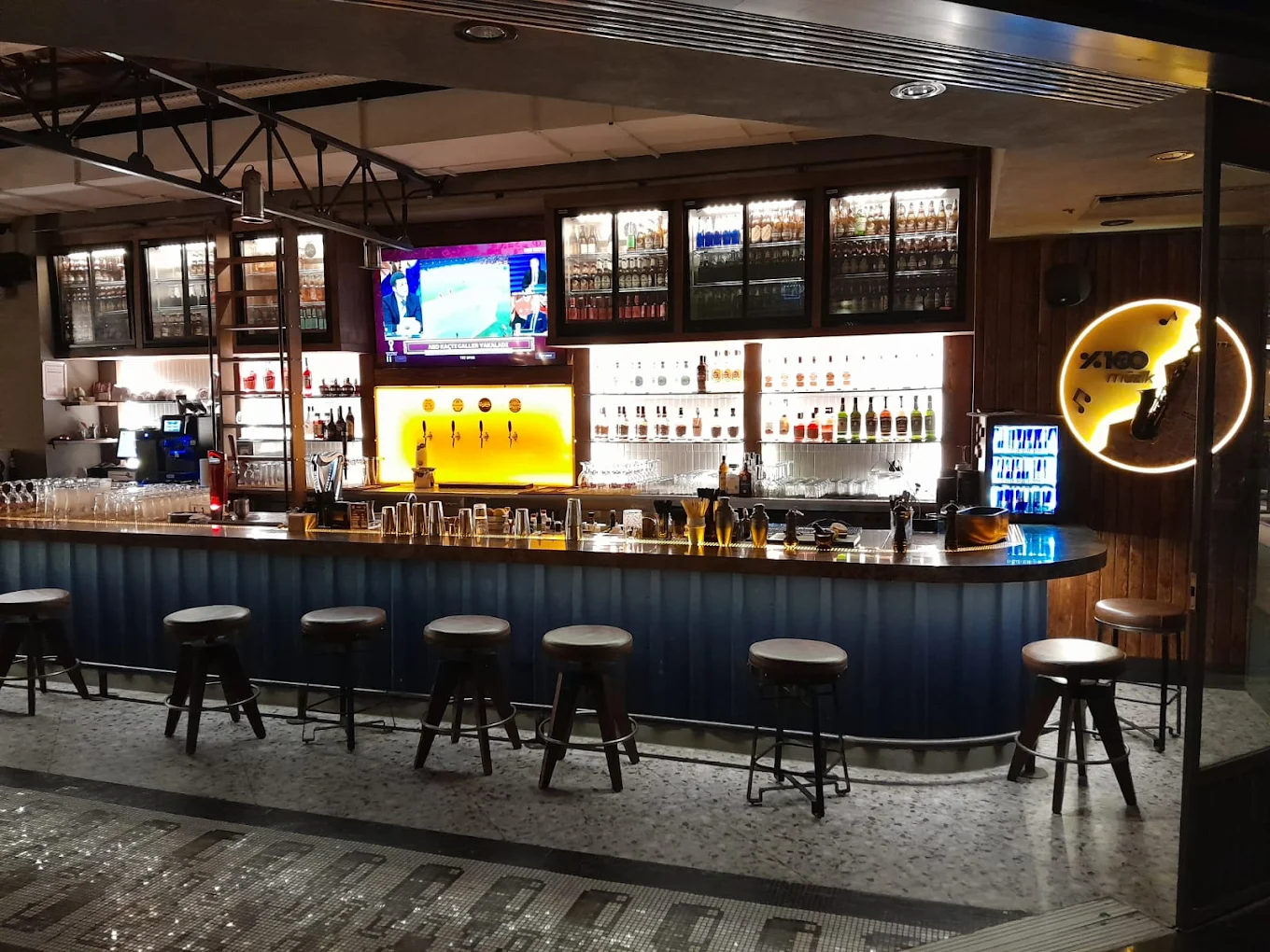 Pub Locale Ataşehir