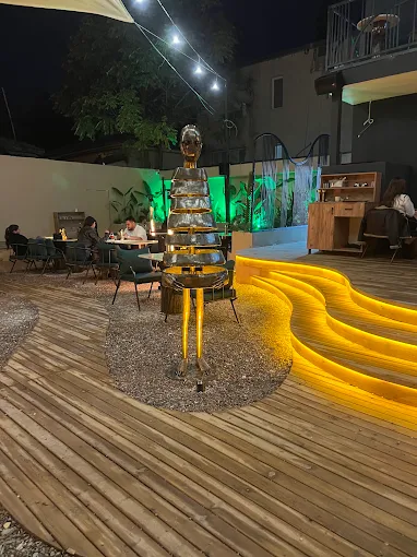 Rhei Social