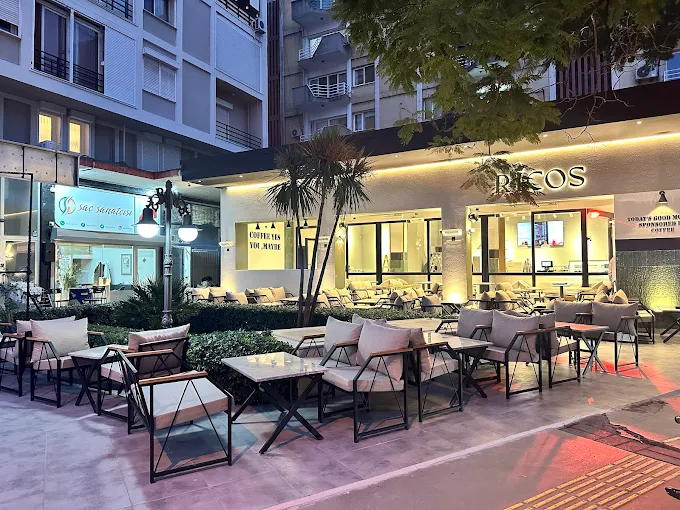 Ricos Coffee