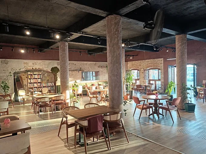 Rose Stone Cafe