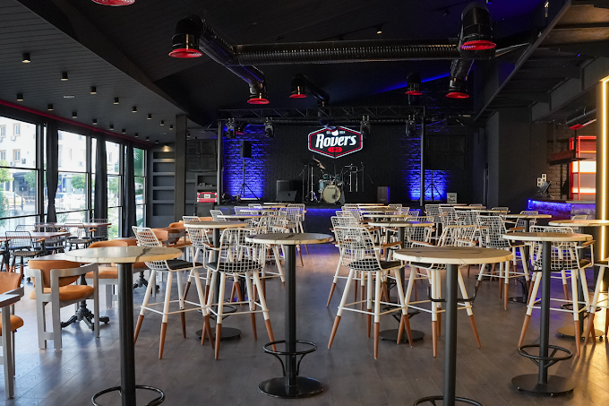 Rovers Gastropub & Live Music