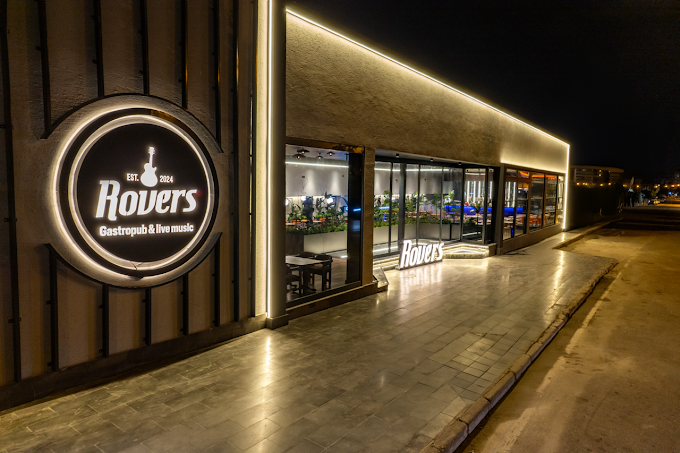 Rovers Gastropub & Live Music