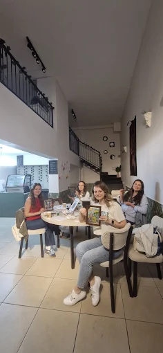 Sanat İzleri Workshop Cafe