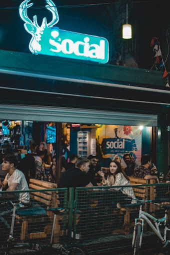 Social House