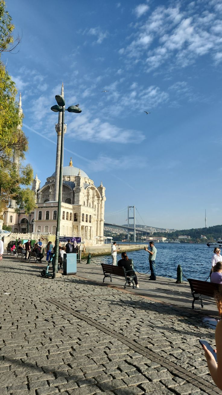 Strolling in Ortaköy and Bebek