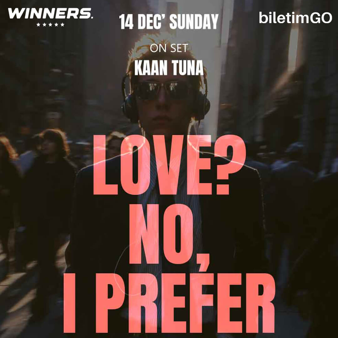 Sunday Party at QM
