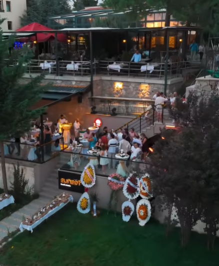 Sunset Food & Drinks