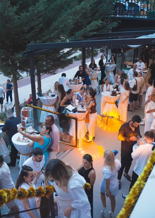 Sunset Food & Drinks