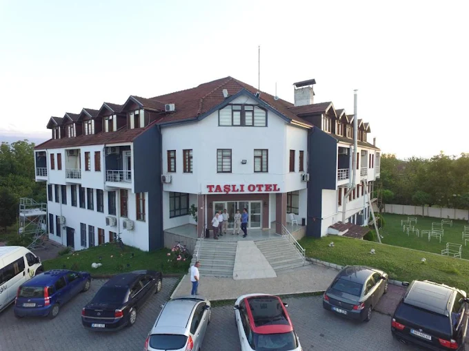 Taşlı Otel