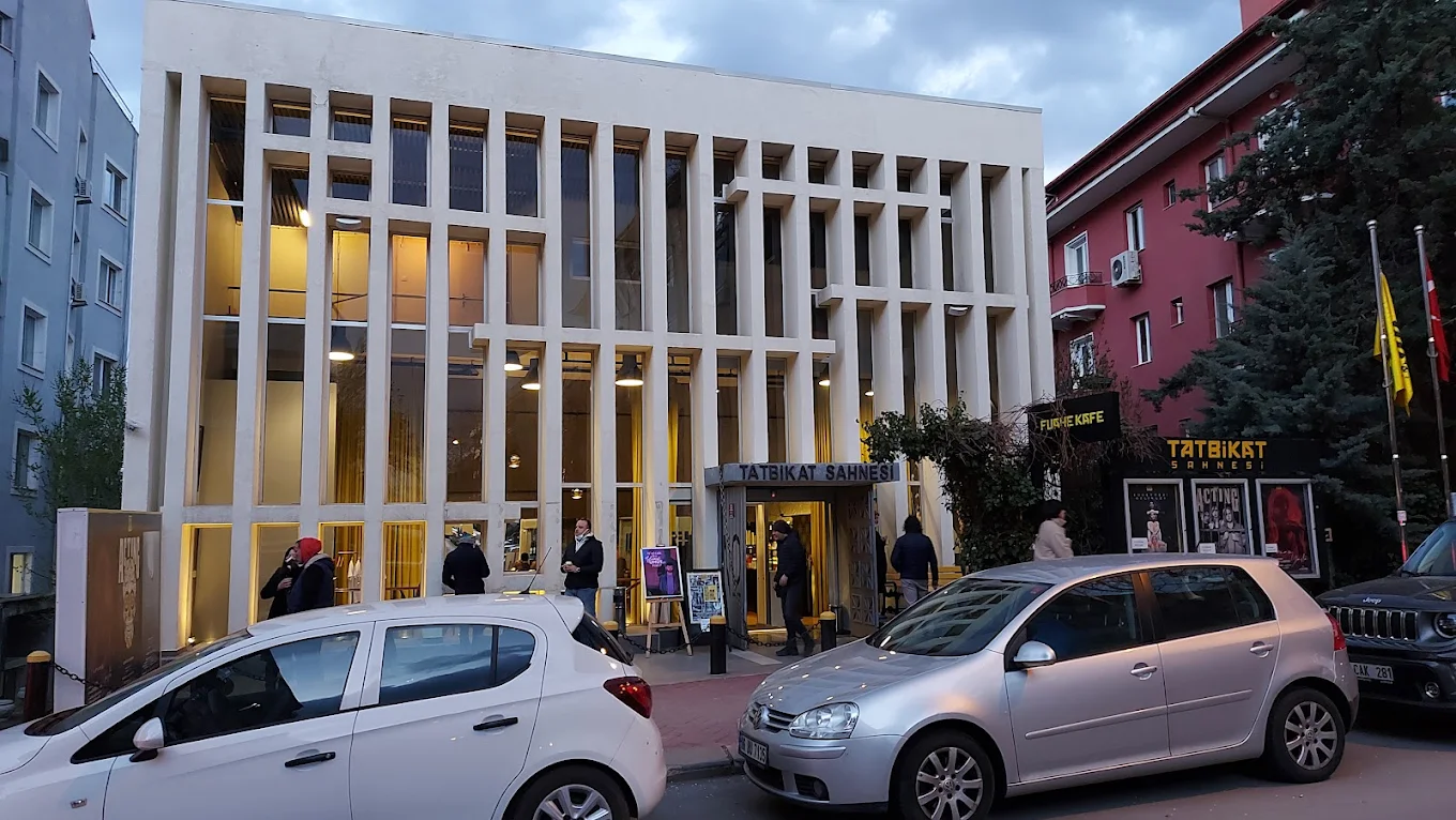 Tatbikat Sahnesi