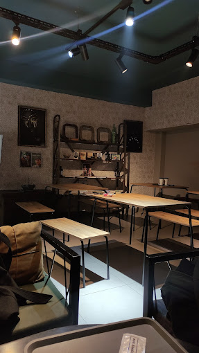 Yache Coffee Shop