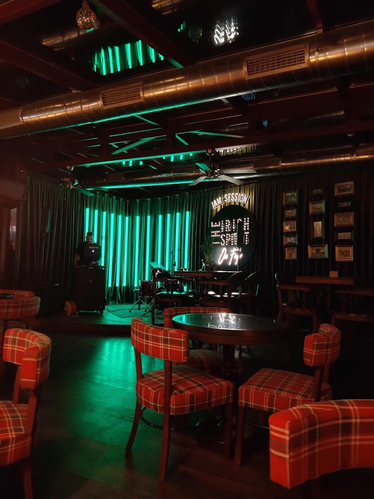 The Irish Pub CKM