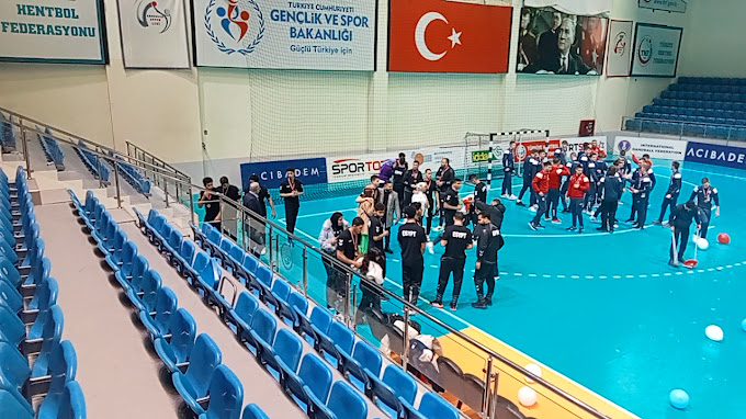 Türkiye Hentbol Federasyonu Spor Salonu