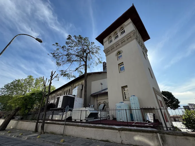 Üsküdar Bağlarbaşı Kongre ve Kültür Merkezi