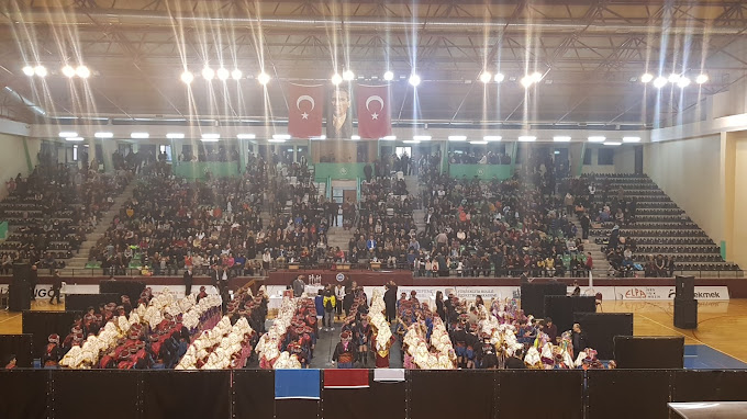 Vali Recep Yazıcıoğlu Spor Salonu