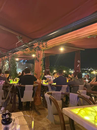 Victor Restaurant & Hector Coffee House