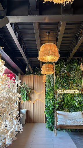 ViraVerita Bistro&Lounge