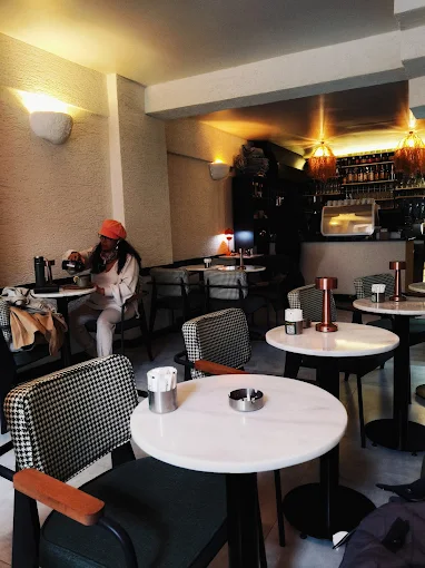 Vohu Cafe