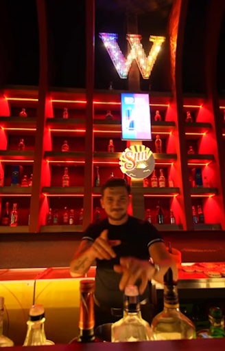 W Special Club