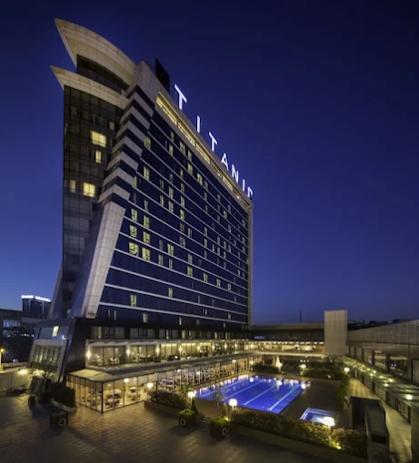 Windsor Hotel & Convention Center